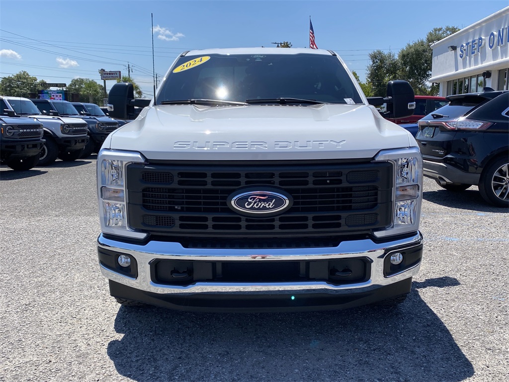 2024 Ford F-350 XL photo 2