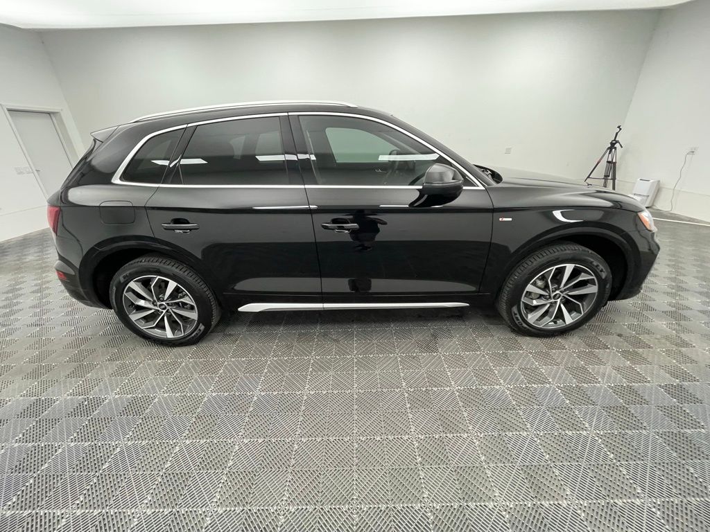 2022 Audi Q5 45 S line Premium photo 11