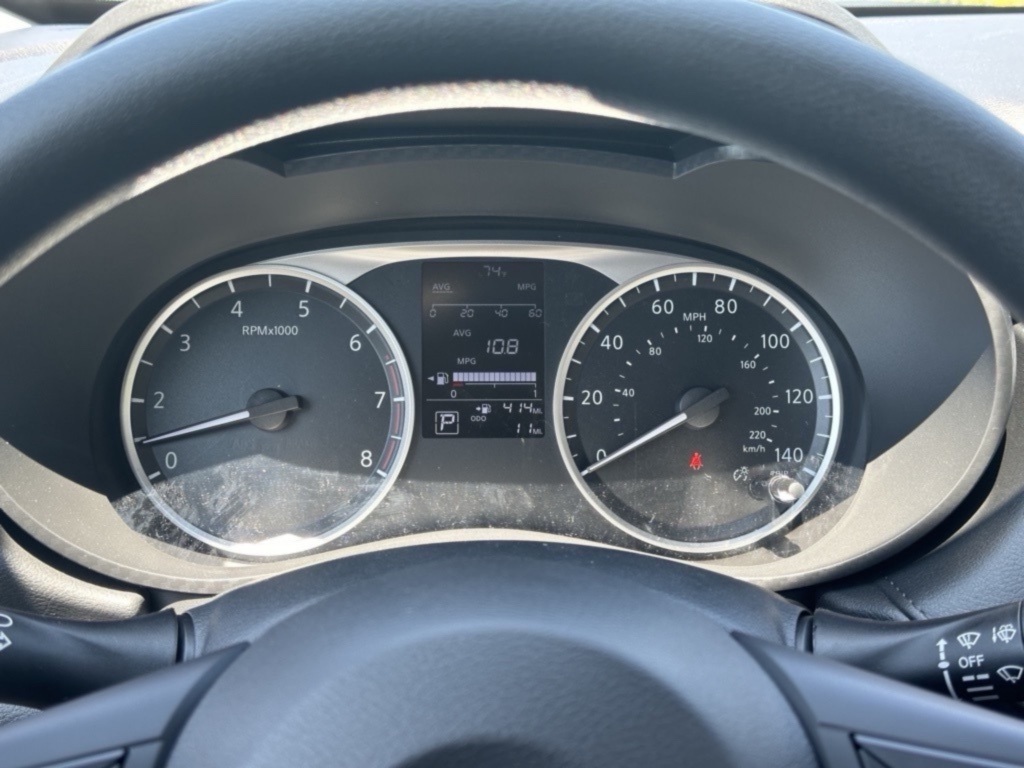 2025 Nissan Versa S photo 30