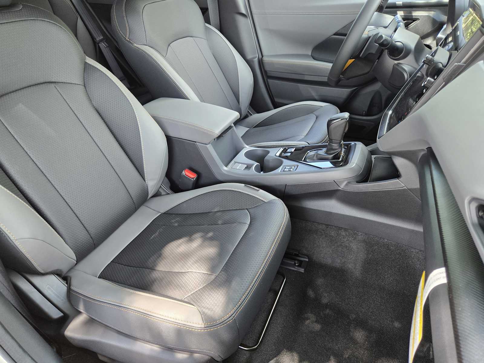 New 2025 Crystal White Pearl Subaru Wilderness image 9