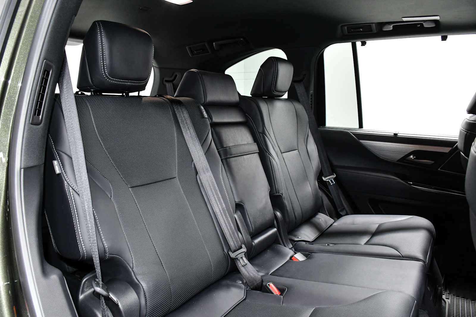 2025 Lexus LX 600 F SPORT photo 23