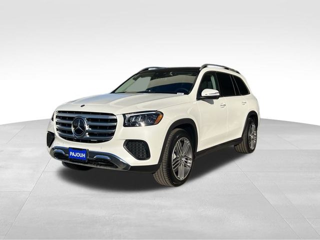 2026 Mercedes Benz GLS 450 4MATIC photo 2