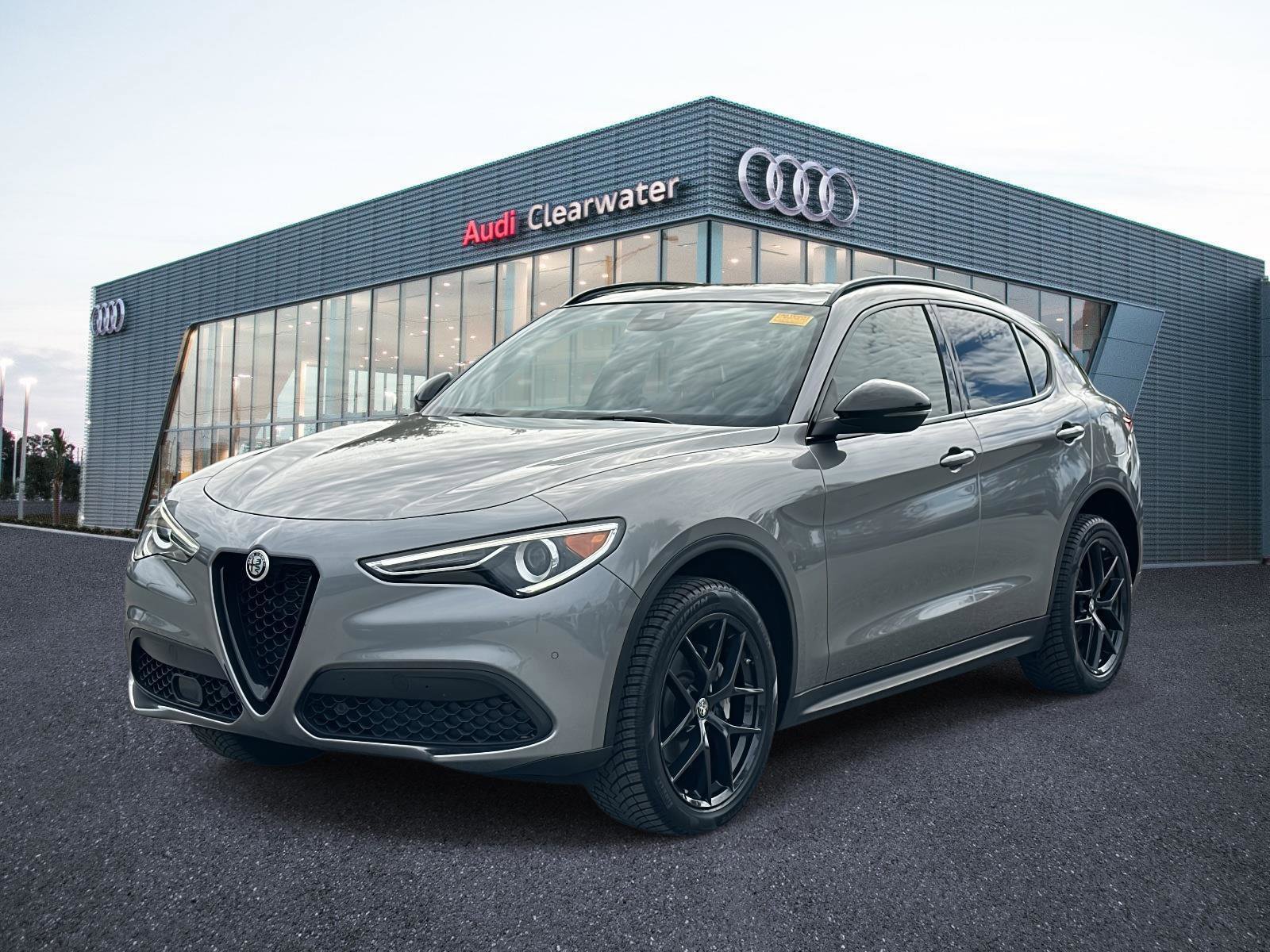 2021 Alfa Romeo Stelvio Base