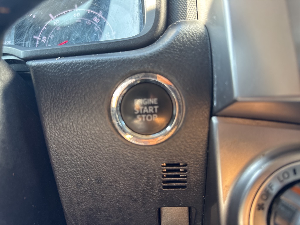 2021 Toyota 4Runner SR5 Premium photo 21