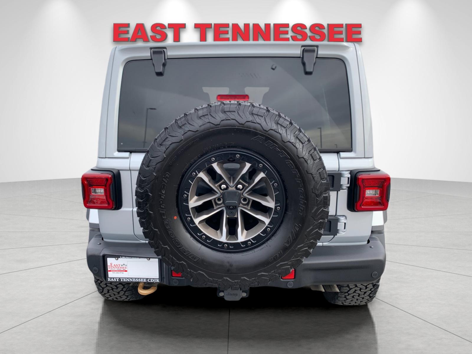 2024 Jeep Wrangler Rubicon 392 photo 2