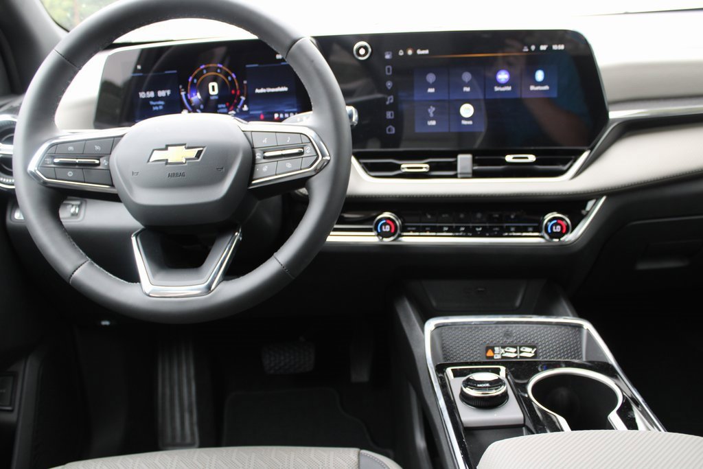 2026 Chevrolet Equinox LT photo 16