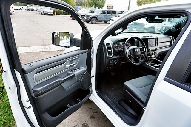 Used 2022 White Ram Big Horn/Lone Star image 35