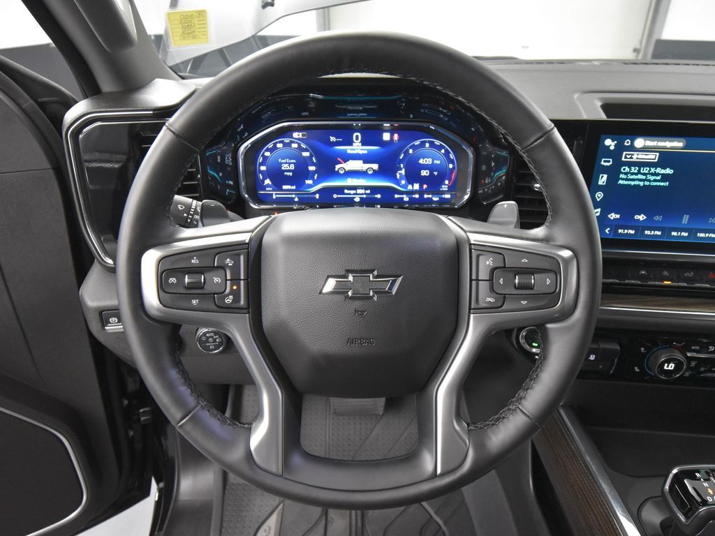 2025 Chevrolet Silverado 1500 RST photo 21