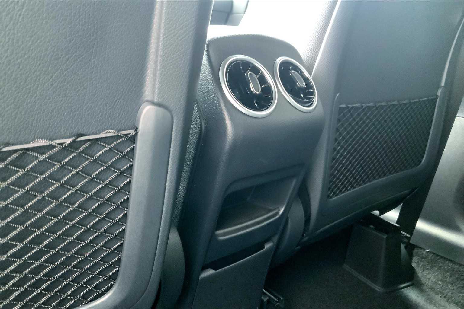 2025 Mercedes Benz GLA 250 photo 11