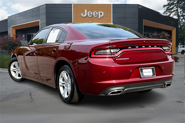 2020 Dodge Charger SXT photo 2