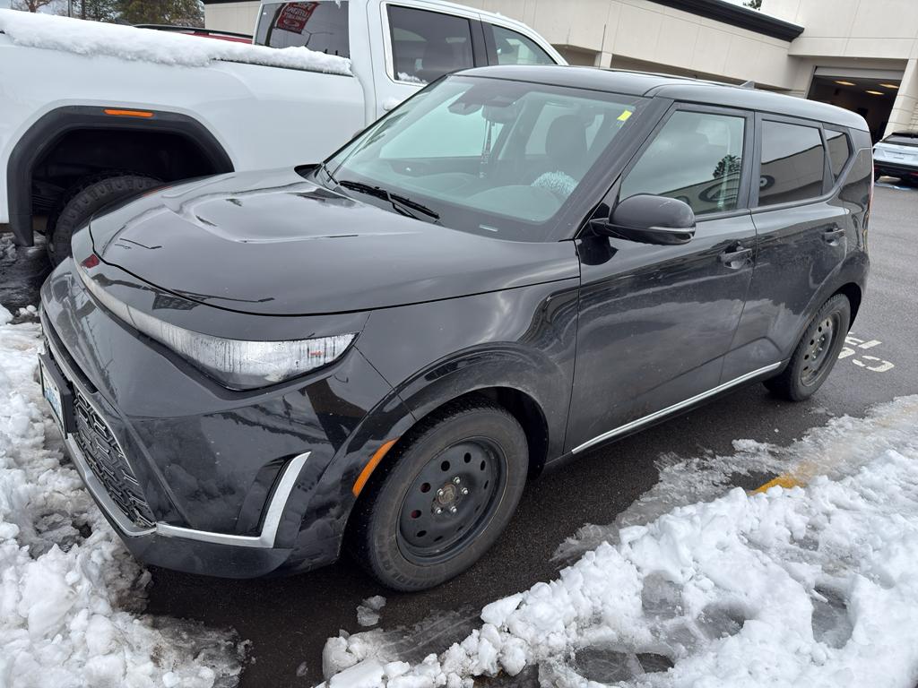 2023 Kia Soul GT-LINE's photo