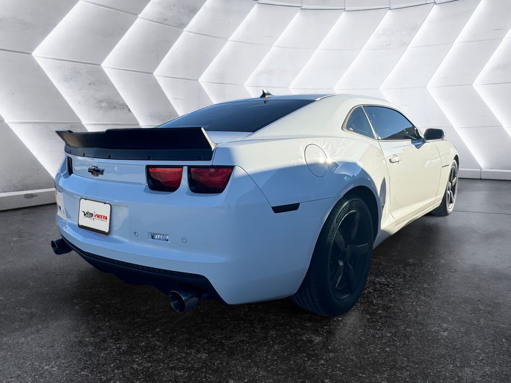 2013 Chevrolet Camaro 1LT photo 4