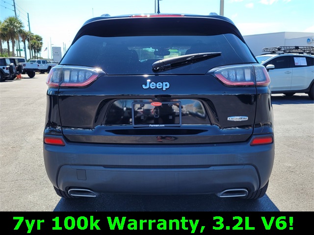 2022 Jeep Cherokee Latitude Lux photo 4