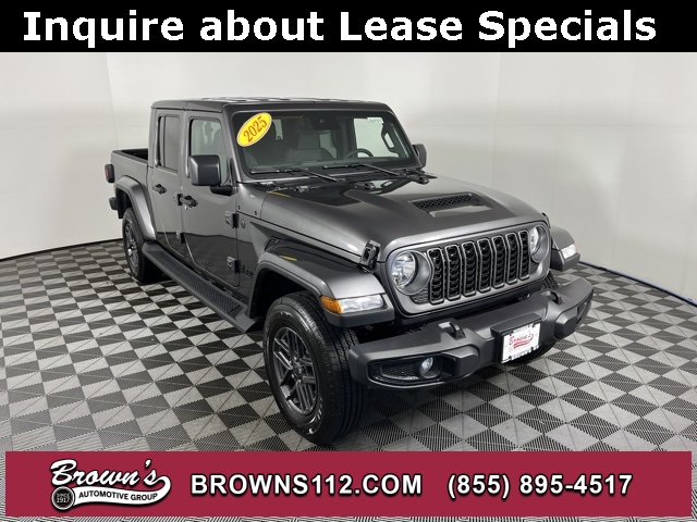 2025 Jeep Gladiator Sport S's photo