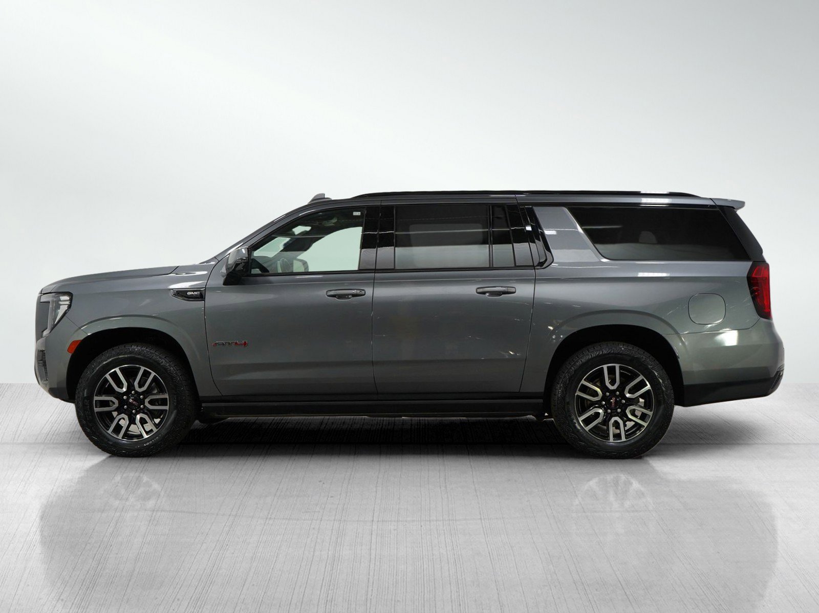 Used 2021 GMC Yukon XL AT4 with VIN 1GKS2HKDXMR329683 for sale in Bloomington, Minnesota