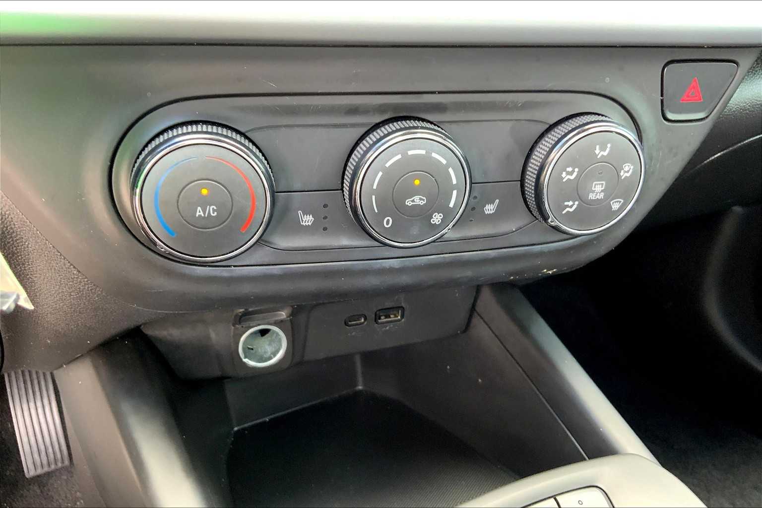 2024 Chevrolet Trax photo 31