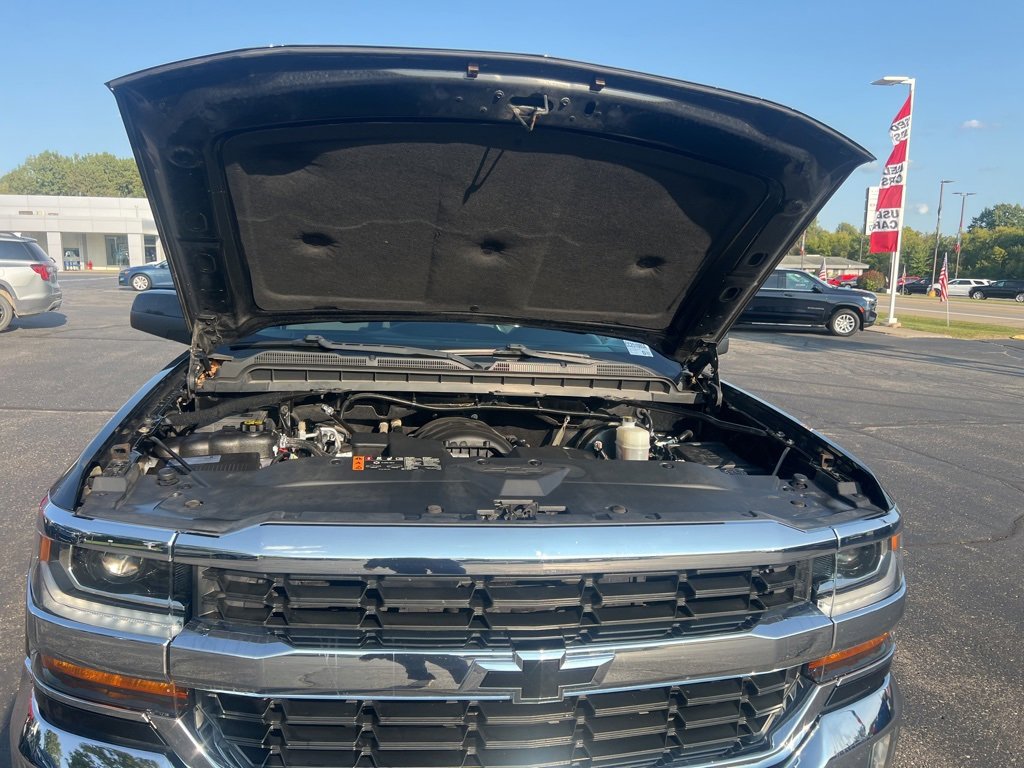 2018 Chevrolet Silverado 1500 LT photo 25