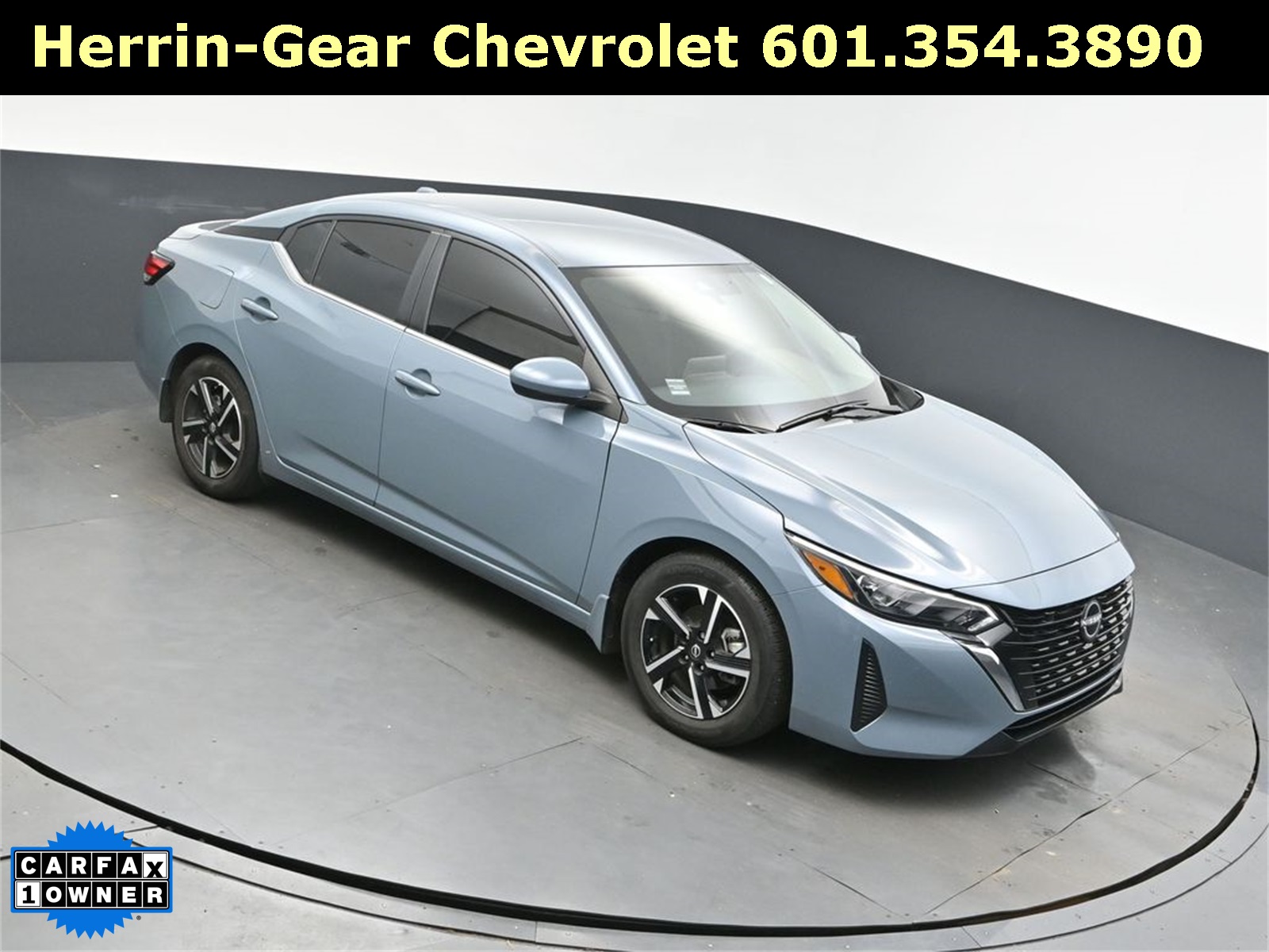 2025 Nissan Sentra SV's photo