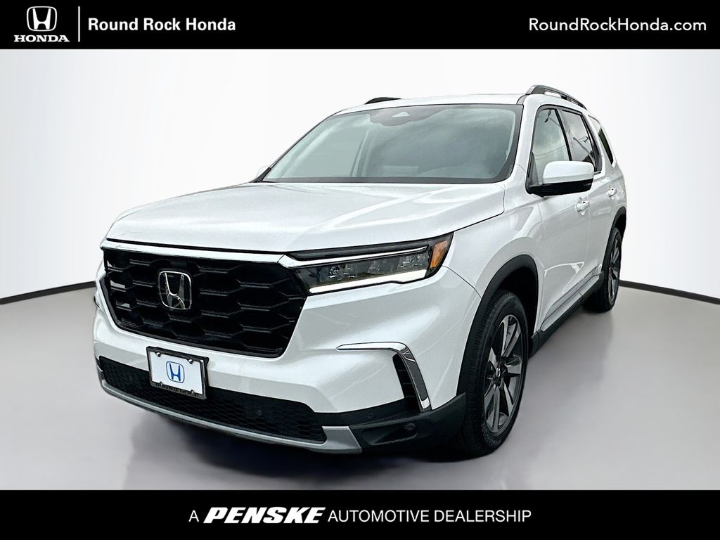 2025 Honda Pilot Touring's photo