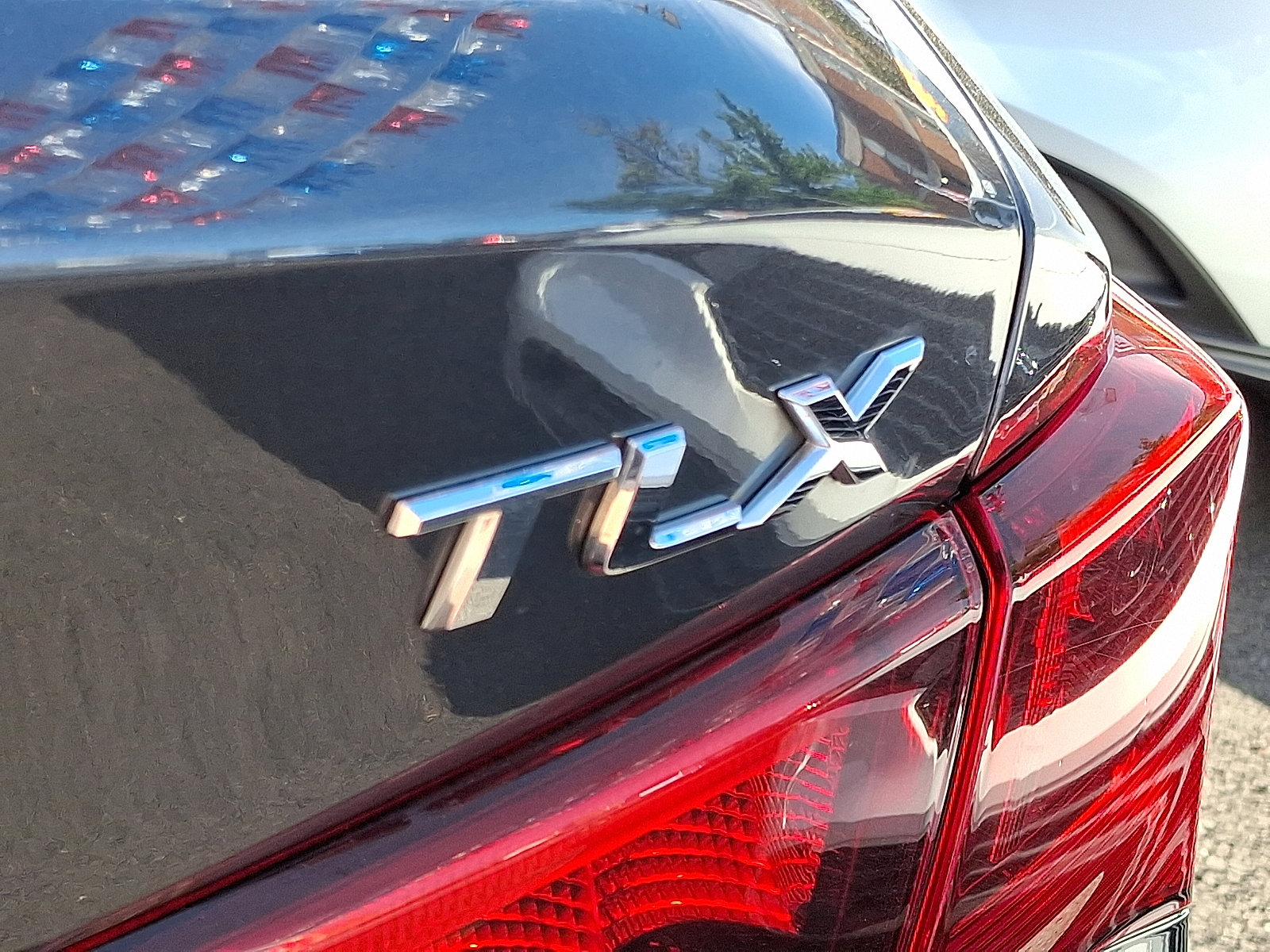 2016 Acura TLX Technology photo 28