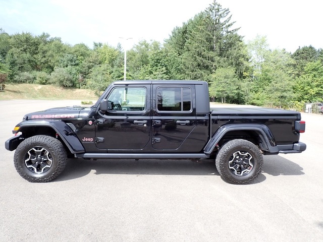 2021 Jeep Gladiator Rubicon photo 2
