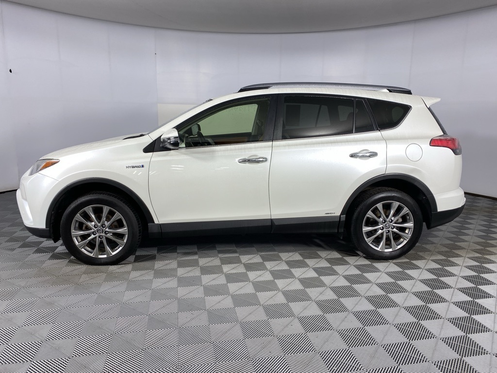 2017 Toyota RAV4 Hybrid Limited photo 4