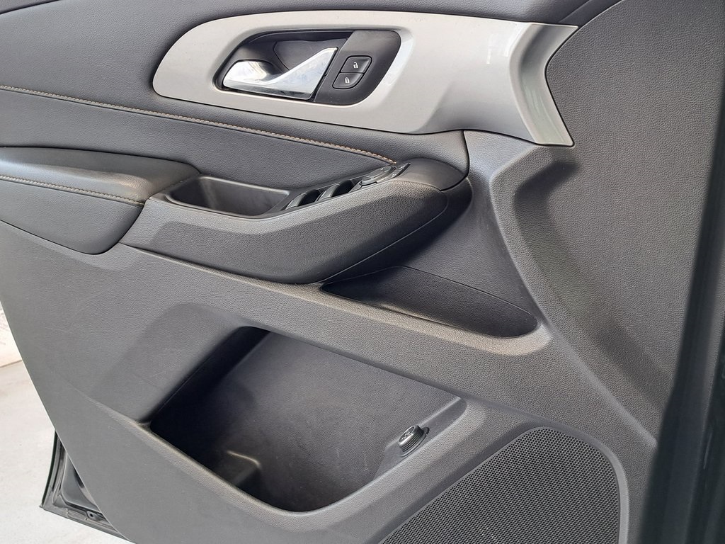 2021 Chevrolet Traverse photo 18