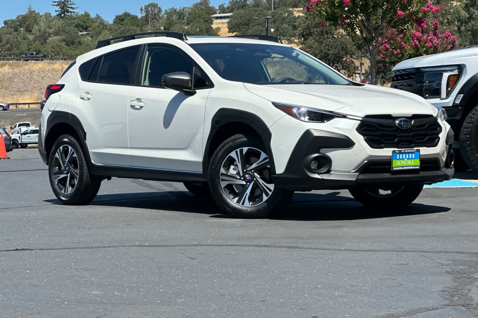 2025 Subaru Crosstrek Premium photo 2