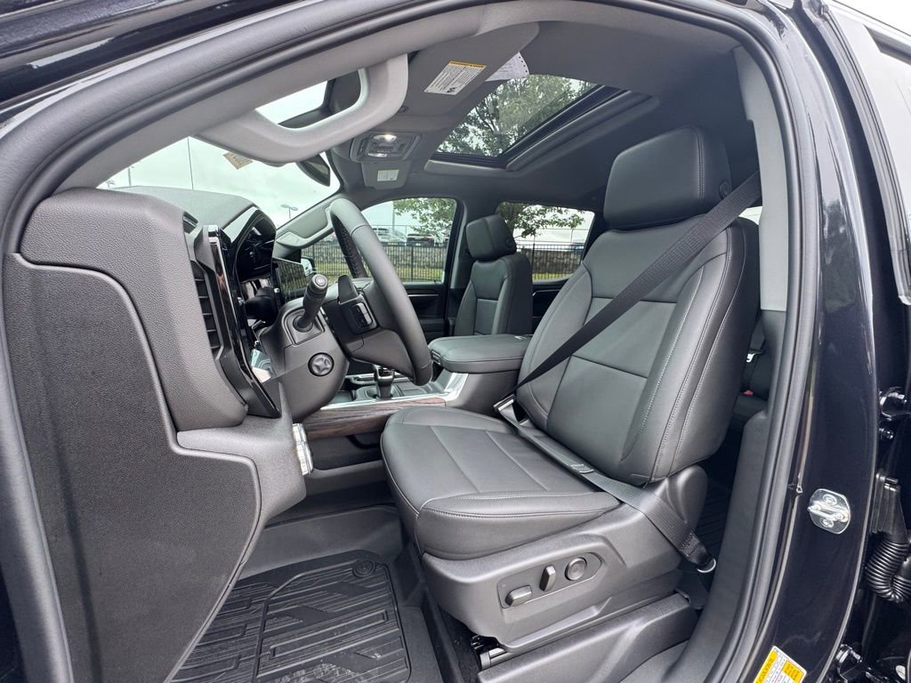 2026 Gmc Sierra 1500 SLT photo 5