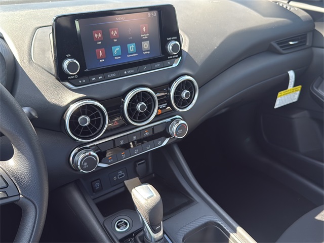 2025 Nissan Sentra S photo 21