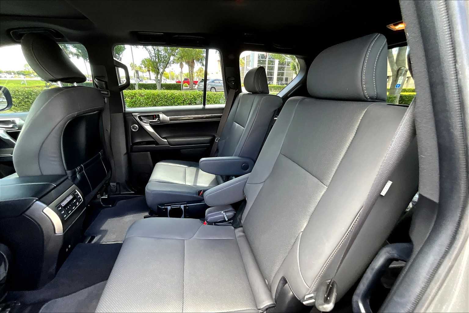 2023 Lexus GX 460 Premium photo 20