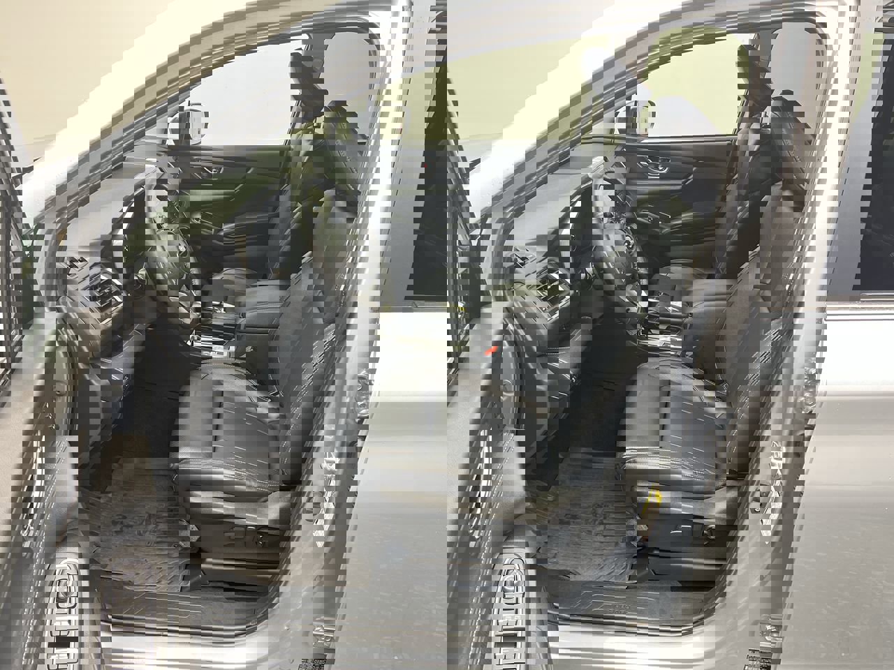 2024 Subaru Ascent Limited photo 2