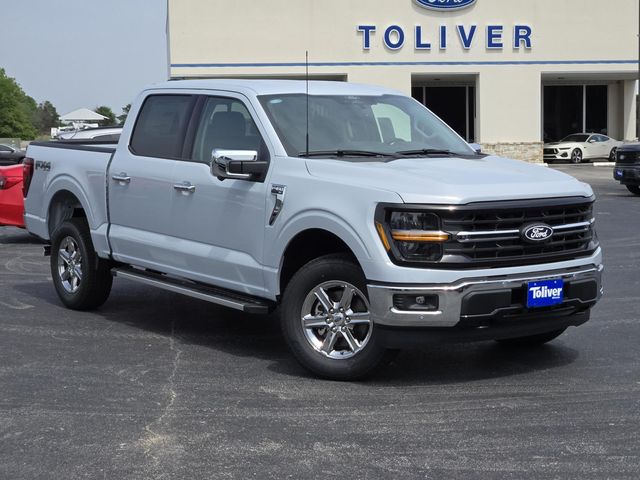 2025 Ford F-150 XLT photo 2