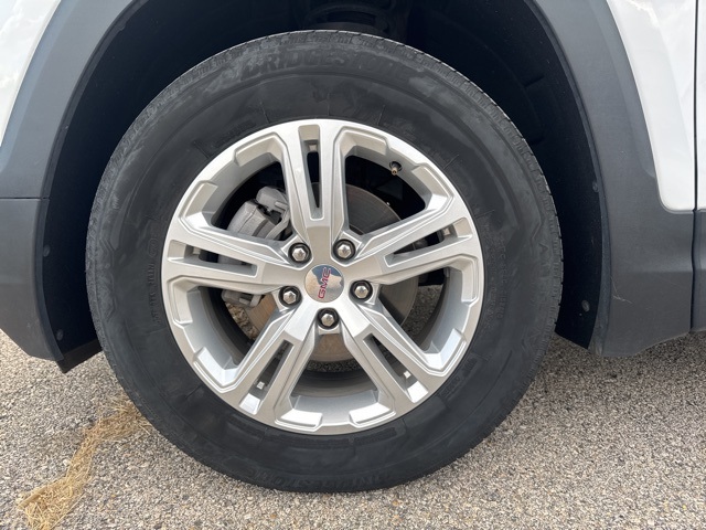 2024 Gmc Terrain SLE photo 12