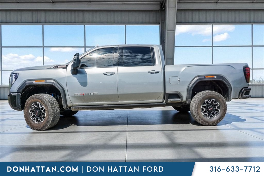 2024 Gmc Sierra HD AT4X photo 2