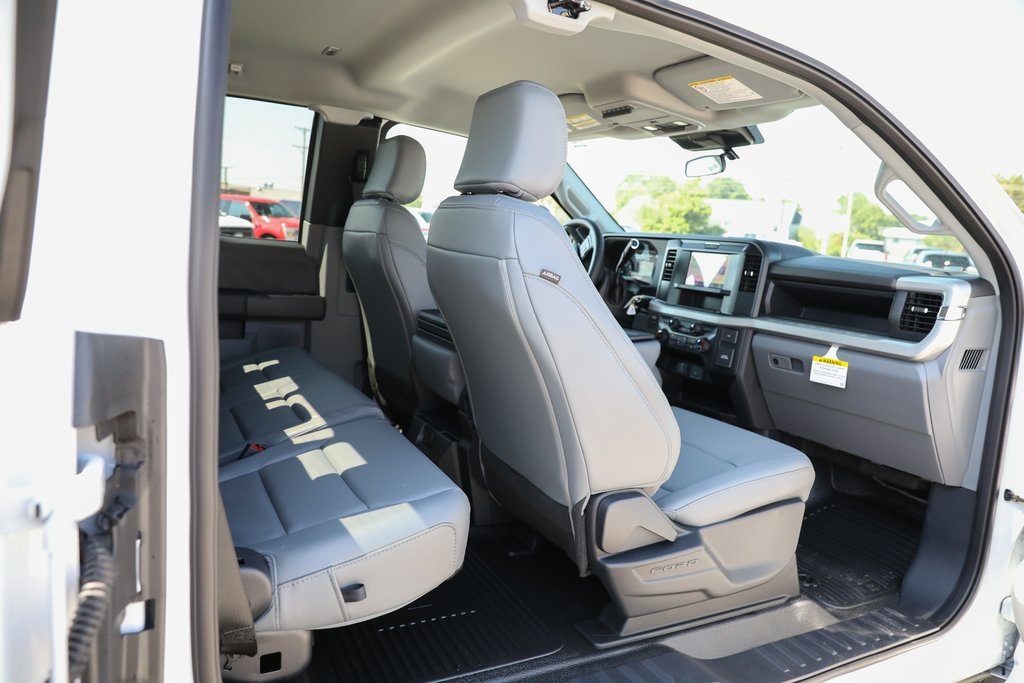 2025 Ford F-250 Super Duty XL - Photo 33