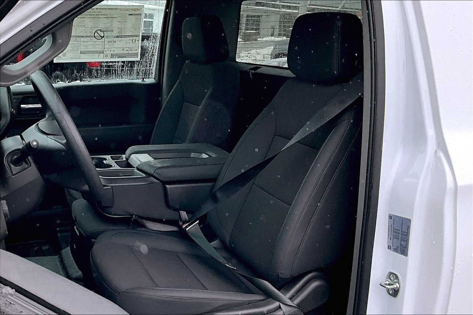 2025 Chevrolet Silverado 1500 photo 9