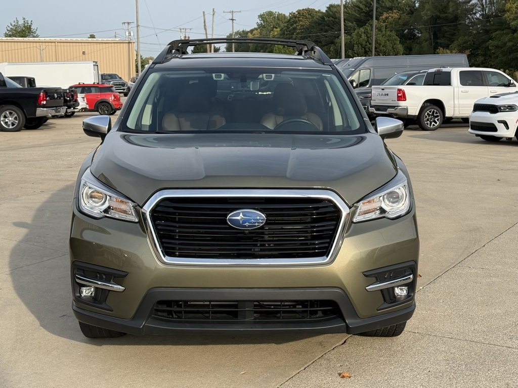 2022 Subaru Ascent Touring photo 2