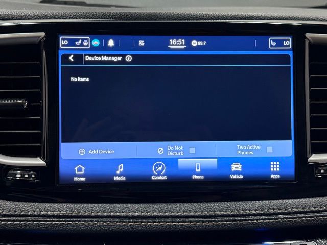 2021 Chrysler Pacifica Touring L photo 22
