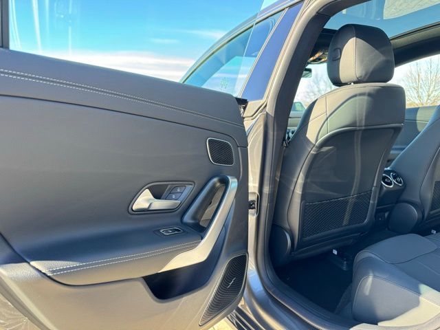 2024 Mercedes Benz CLA 250 photo 15
