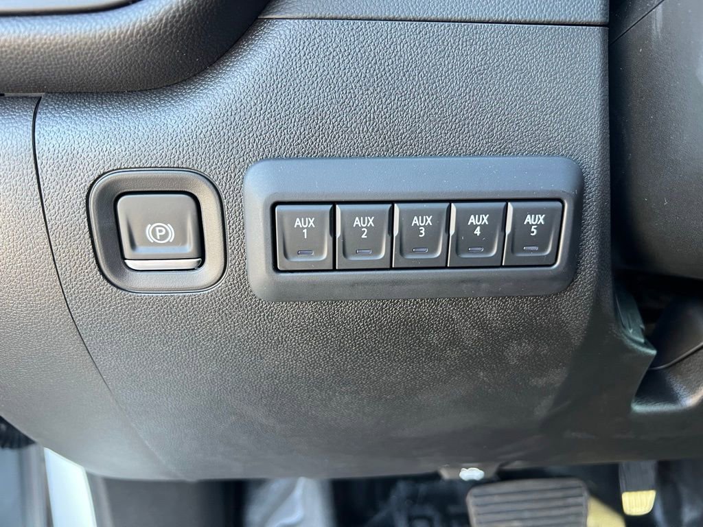2024 Chevrolet Silverado 3500HD Work Truck photo 40
