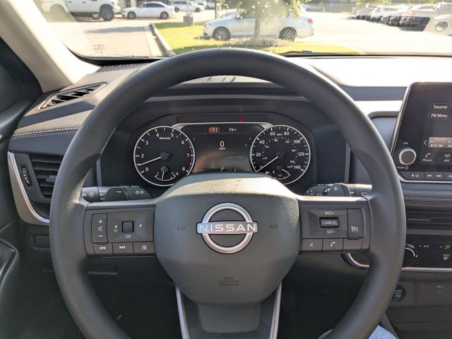 2026 Nissan Rogue S photo 17