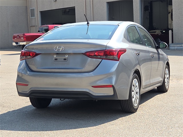 2021 Hyundai Accent SE photo 6