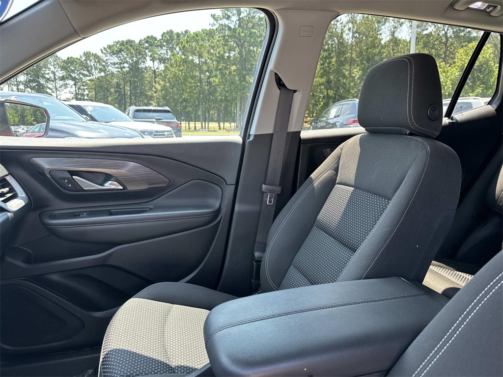 2023 Gmc Terrain SLE photo 14