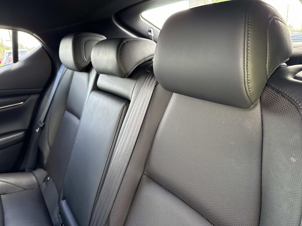 2023 Mazda Mazda3 2.5 s Premium photo 13