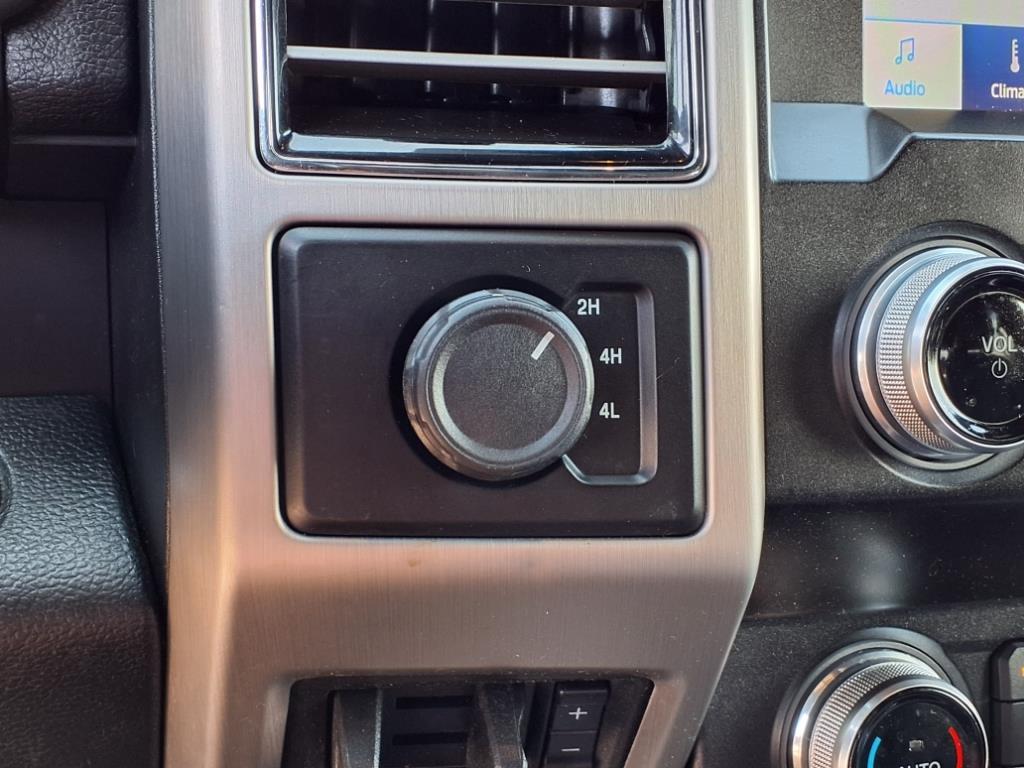 2020 Ford F-450 Platinum photo 13