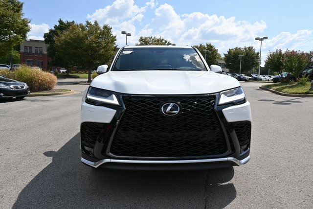 2024 Lexus LX 600 F SPORT photo 12