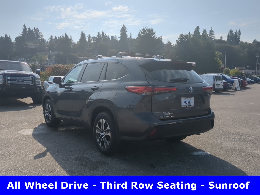 2021 Toyota Highlander Hybrid XLE photo 12