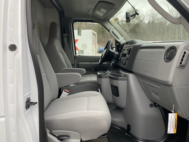 2025 Ford E-350 Base photo 19