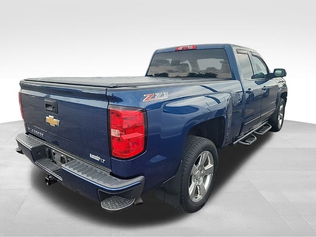 Used 2016 Chevrolet Silverado 1500 LT with VIN 1GCVKREC9GZ370344 for sale in Northfield, Minnesota